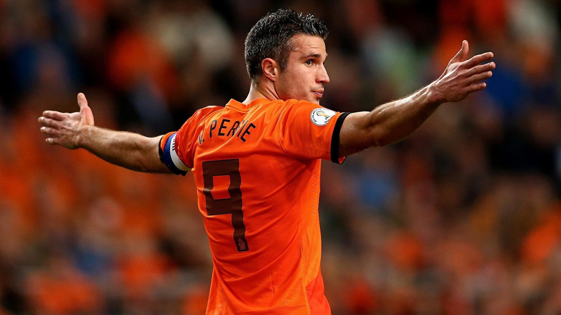 米兰平台-拜仁精准配合撕裂南美防线，拜仁夏季引援